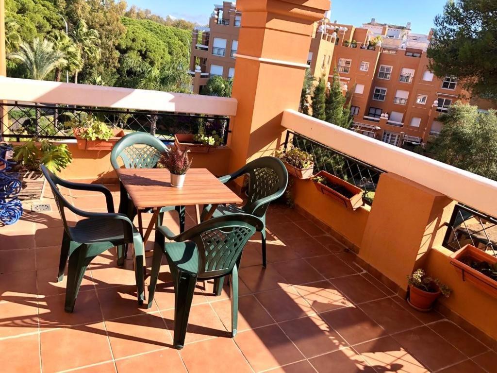 Gatu Premium Atico Sotavento Playa, Parking, Terraza, Piscinas, Wifi Y Aire Acc , " Preferente Mayores De 25 Anos Y Familias " إل بويرتو دي سانتا ماريا المظهر الخارجي الصورة