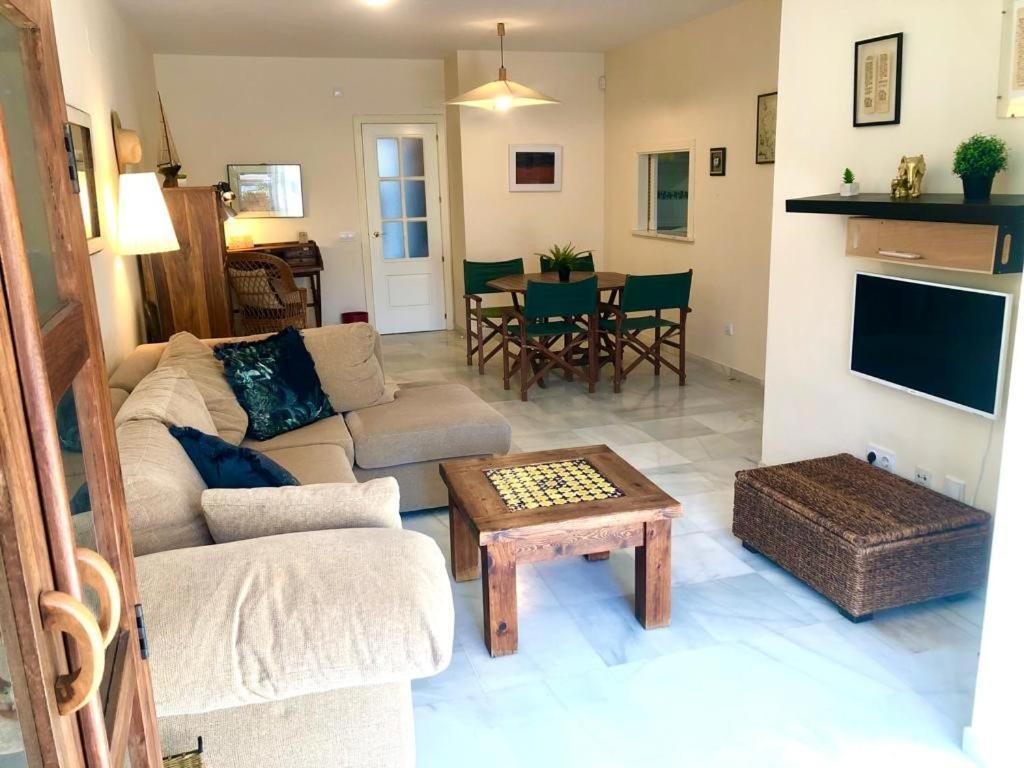 Gatu Premium Atico Sotavento Playa, Parking, Terraza, Piscinas, Wifi Y Aire Acc , " Preferente Mayores De 25 Anos Y Familias " إل بويرتو دي سانتا ماريا المظهر الخارجي الصورة